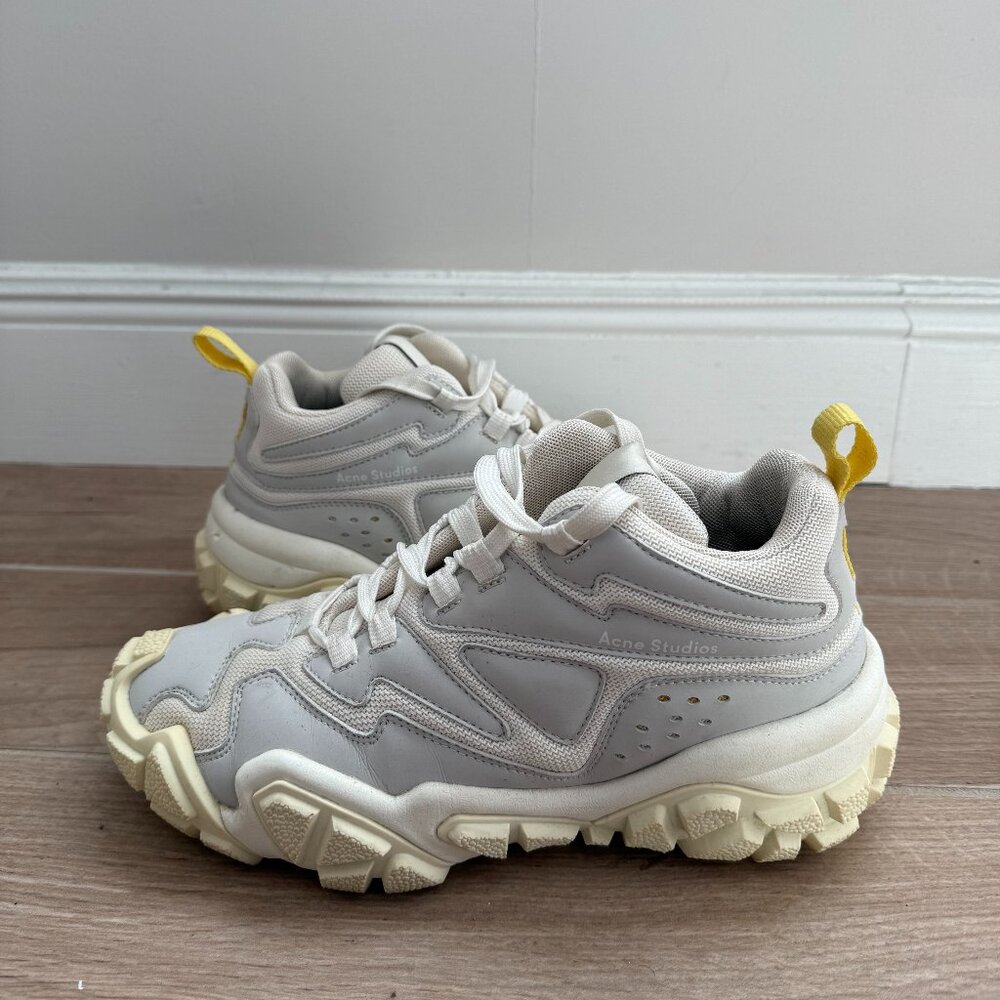 Acne Studios Men's Boltzer Bensen White / Grey Sneakers